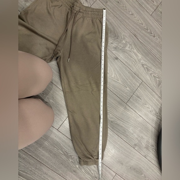 H&M Basics Brown Track Pant - Picture 10 of 10
